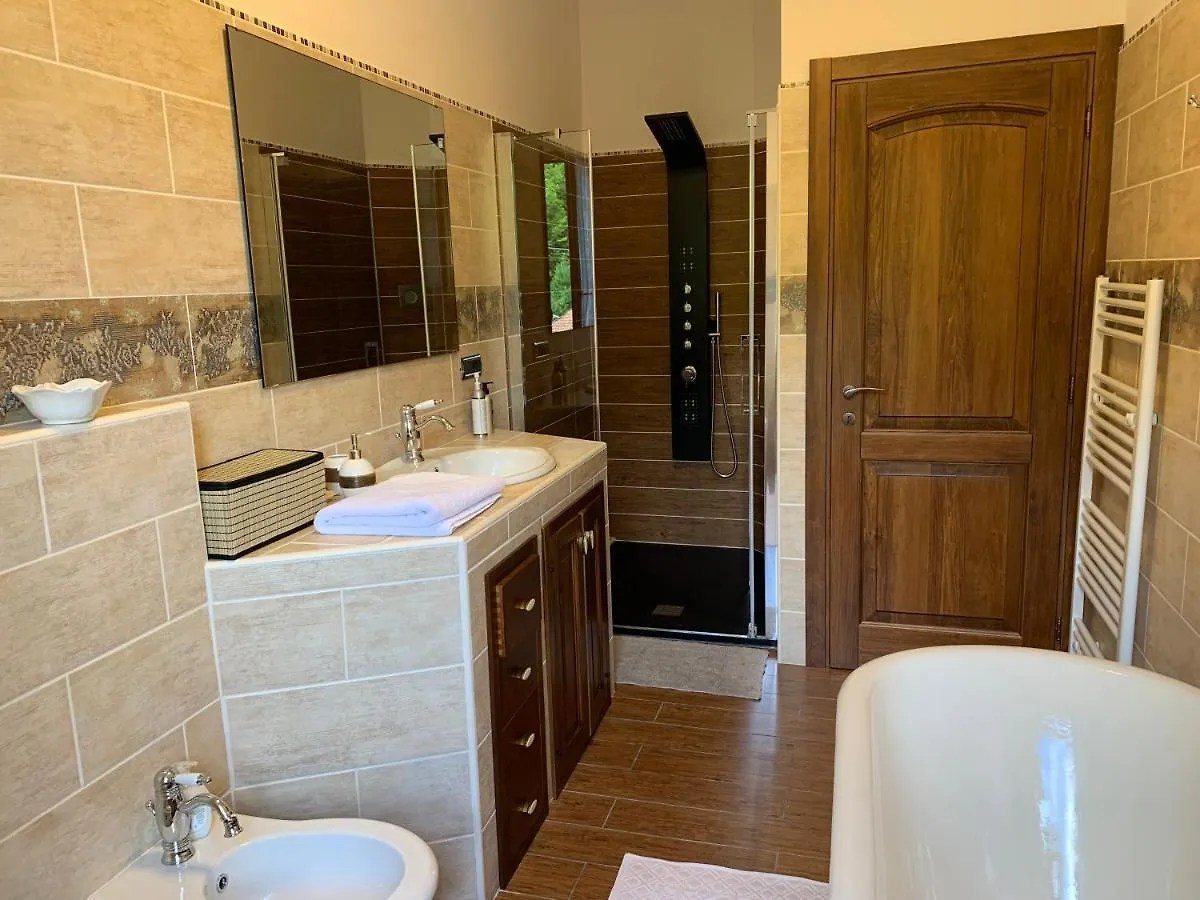 Villa Taro Santa Maria del Taro إيطاليا